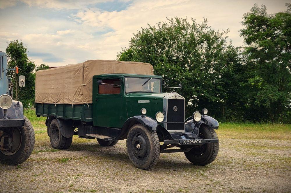 Location de camions anciens